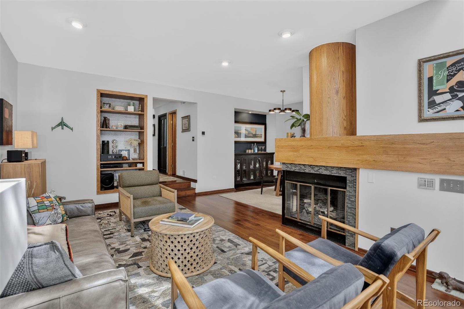 MLS Image #10 for 353  harrison street ,denver, Colorado