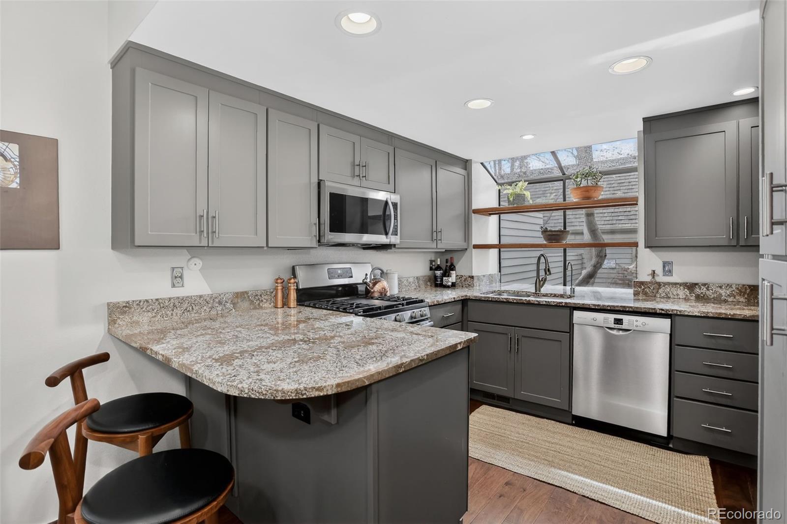 MLS Image #18 for 353  harrison street ,denver, Colorado