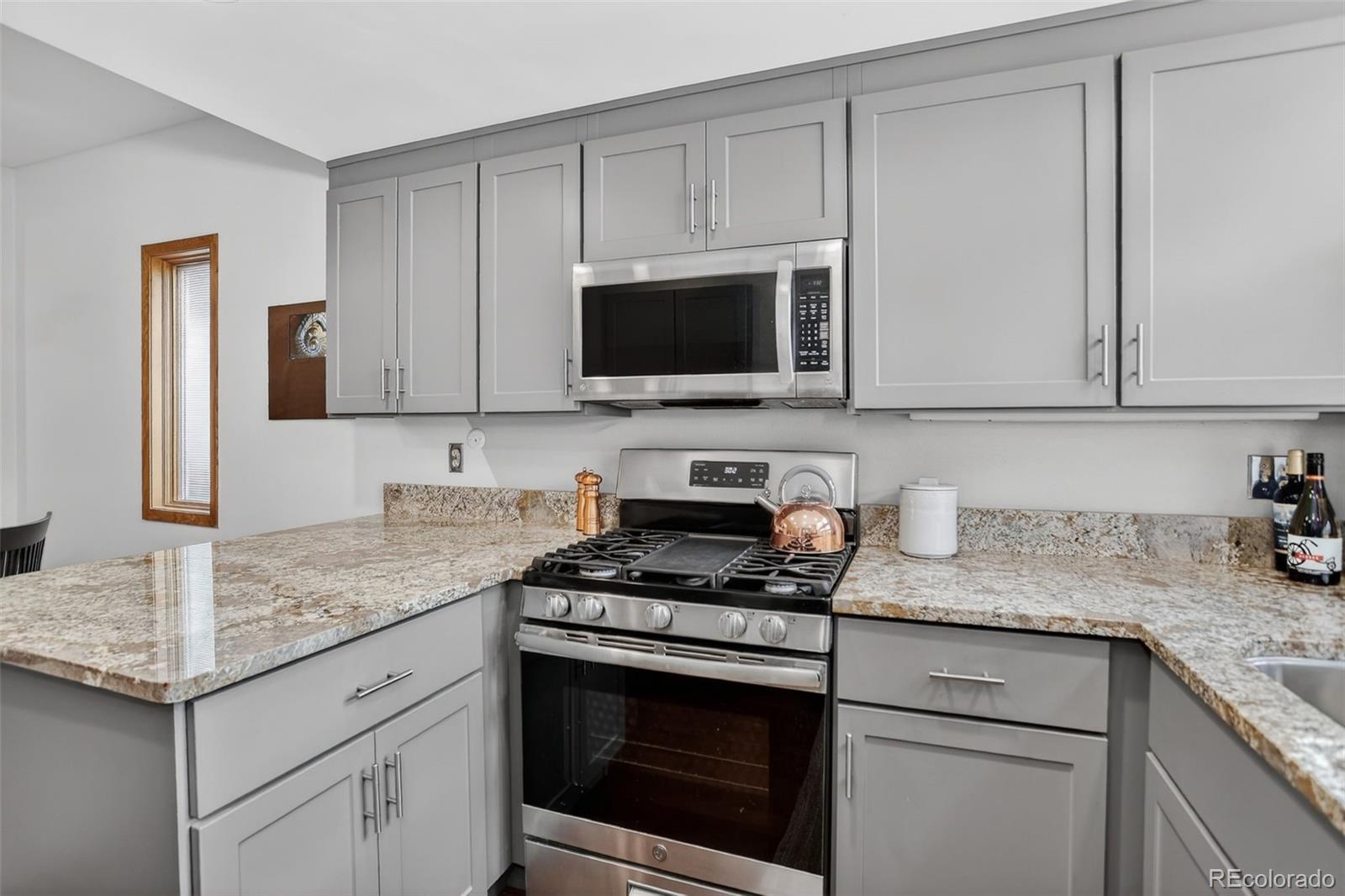 MLS Image #19 for 353  harrison street ,denver, Colorado