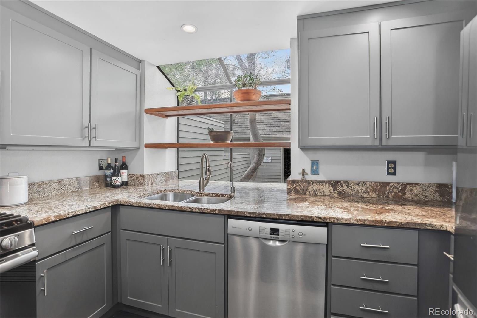 MLS Image #21 for 353  harrison street ,denver, Colorado