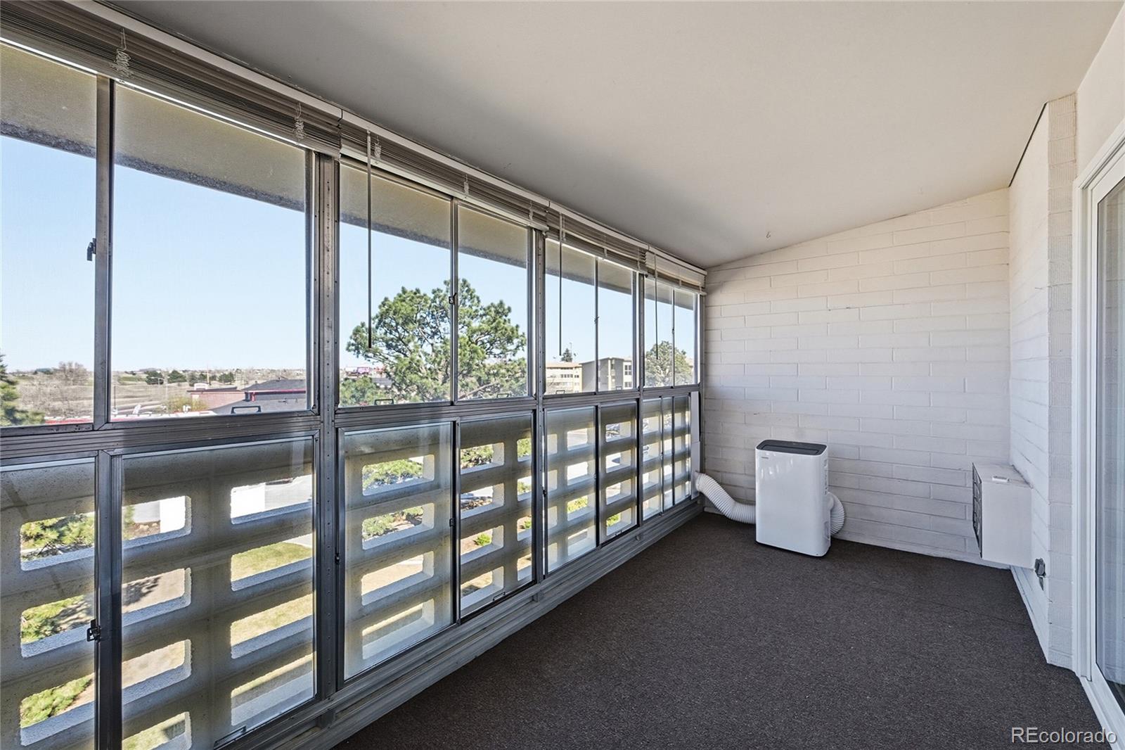 MLS Image #12 for 350 s clinton street,denver, Colorado