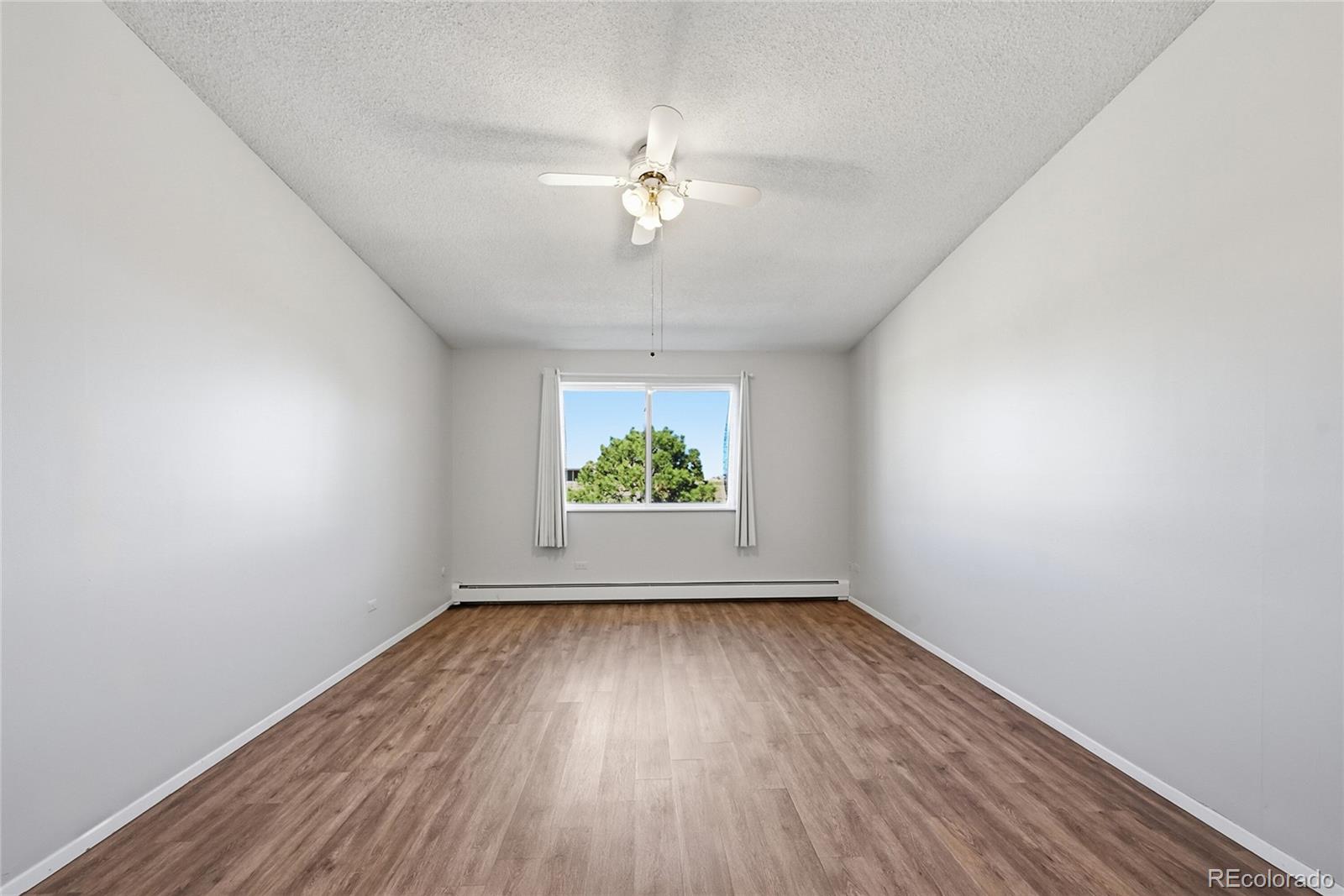 MLS Image #17 for 350 s clinton street,denver, Colorado