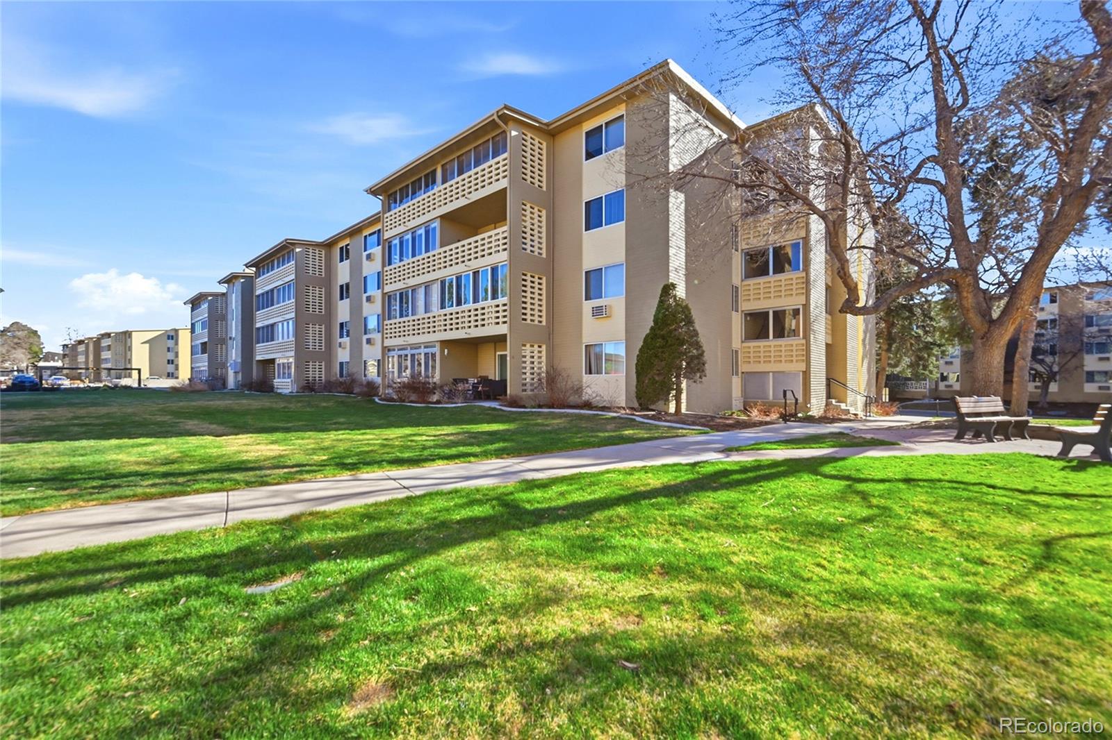 MLS Image #26 for 350 s clinton street,denver, Colorado