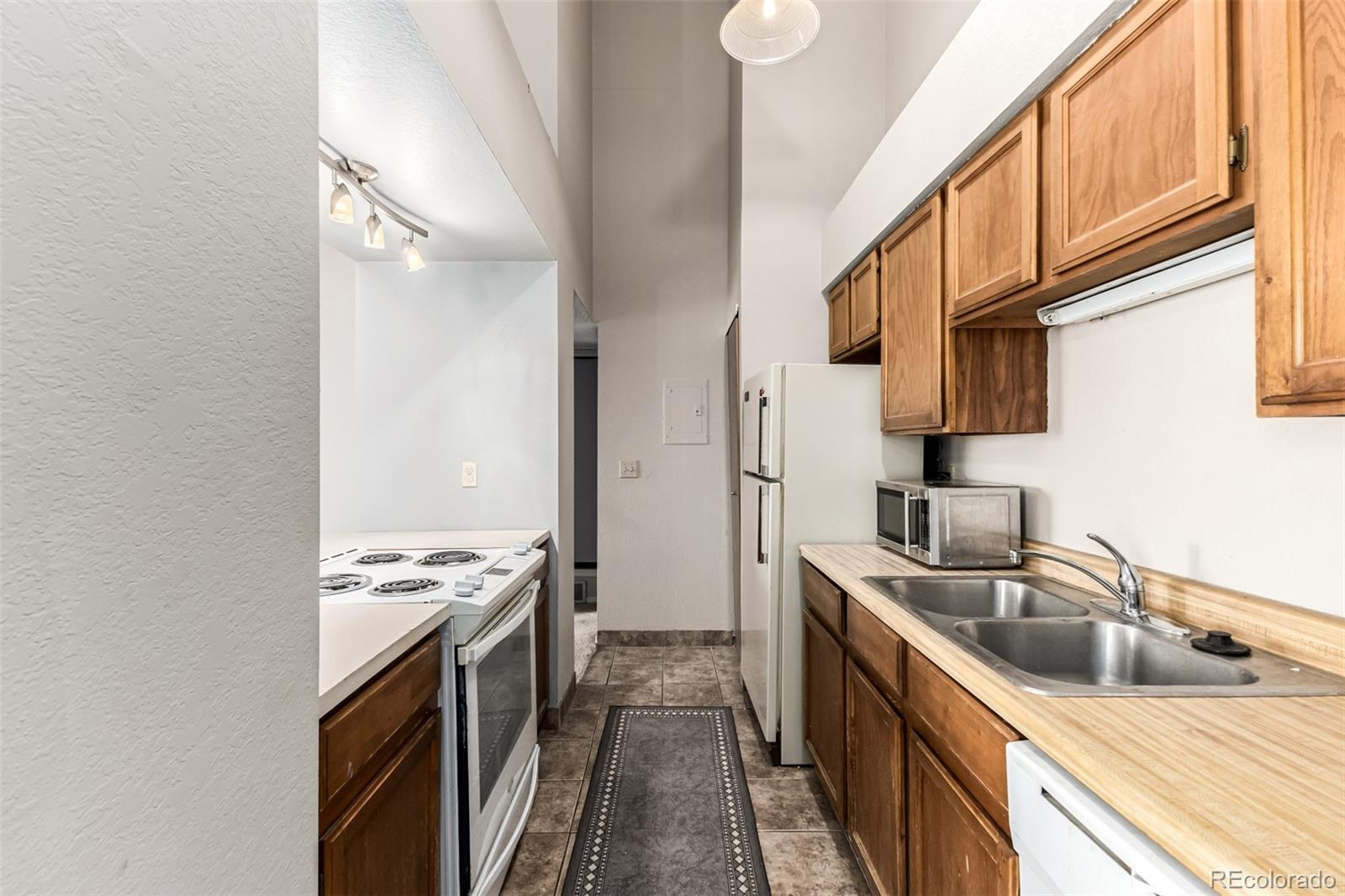 MLS Image #11 for 12354 w nevada place 301,lakewood, Colorado