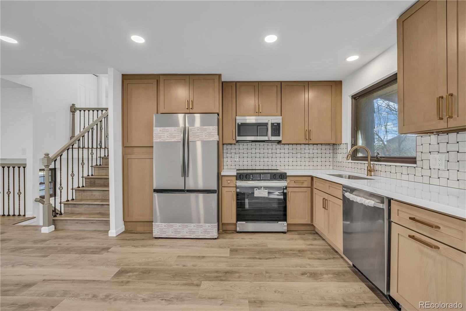 MLS Image #8 for 9409  brentwood street,broomfield, Colorado