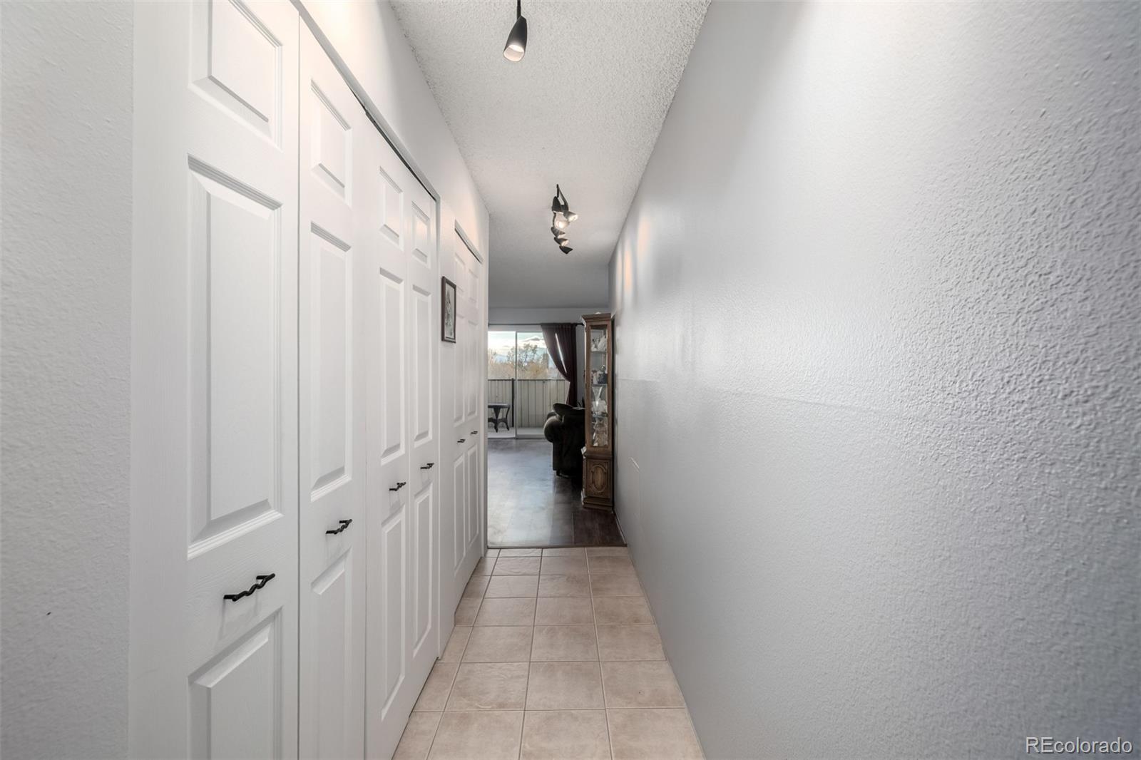 MLS Image #17 for 1313  steele street,denver, Colorado