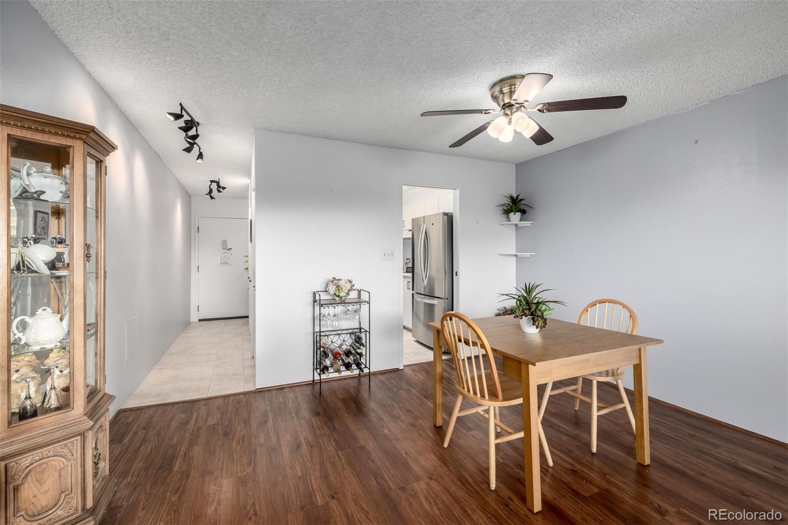 MLS Image #3 for 1313  steele street,denver, Colorado