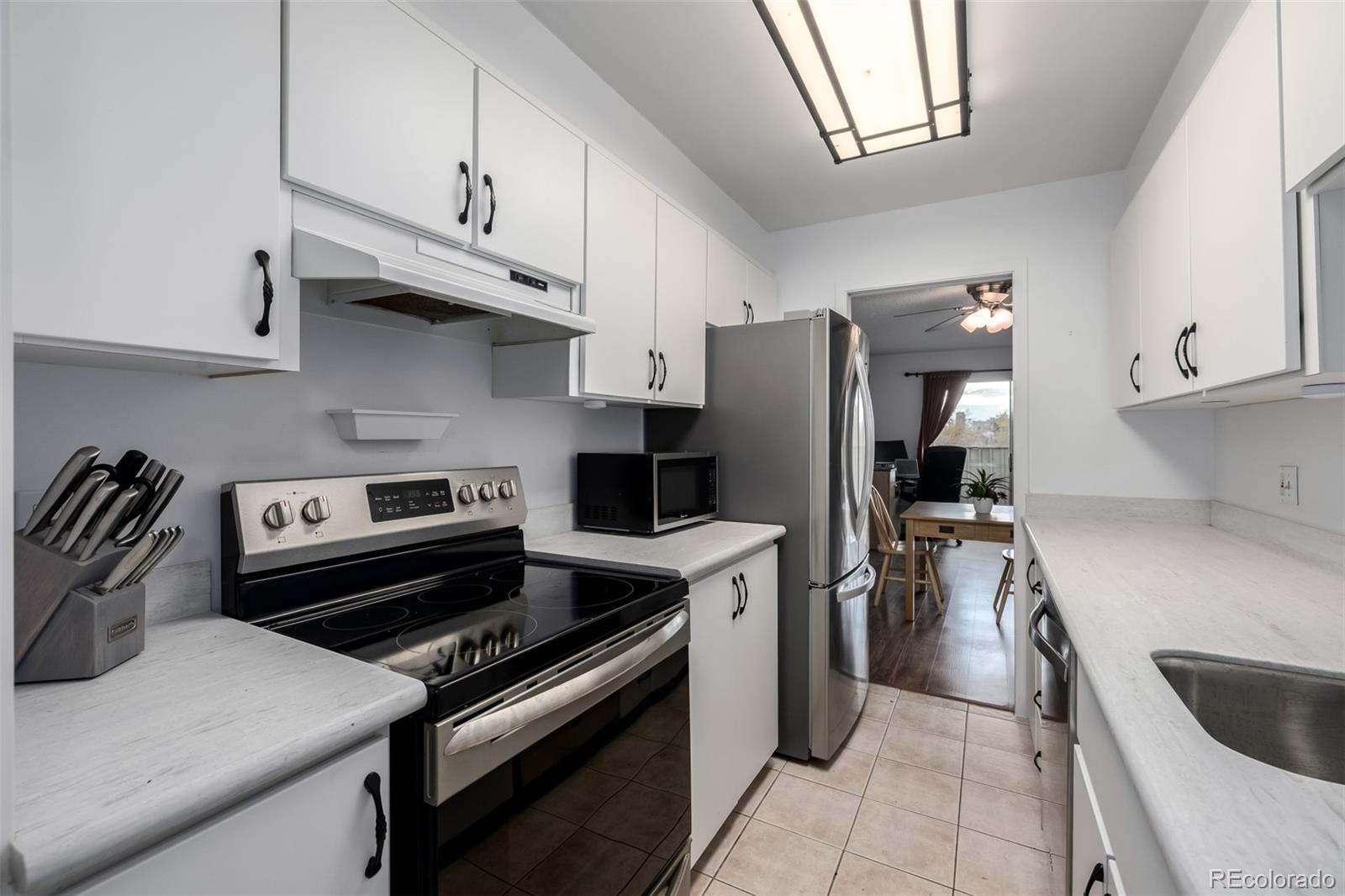 MLS Image #4 for 1313  steele street,denver, Colorado