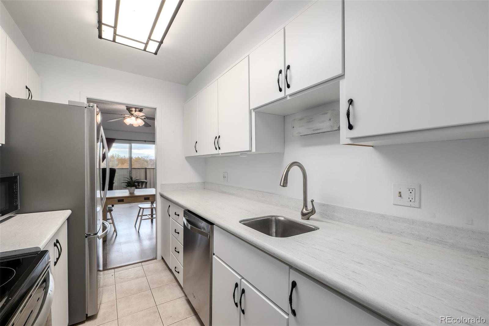 MLS Image #5 for 1313  steele street,denver, Colorado
