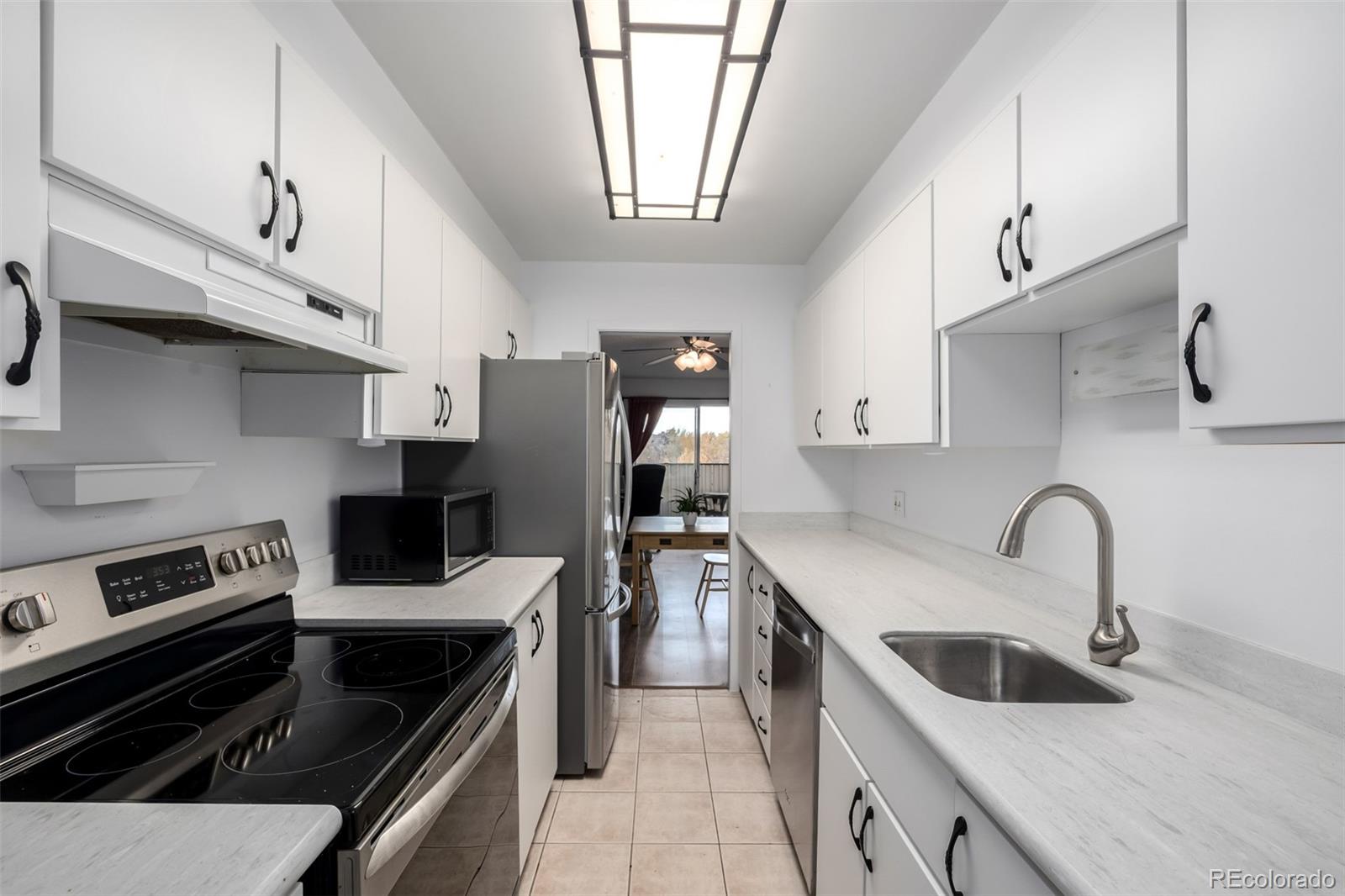 MLS Image #6 for 1313  steele street,denver, Colorado