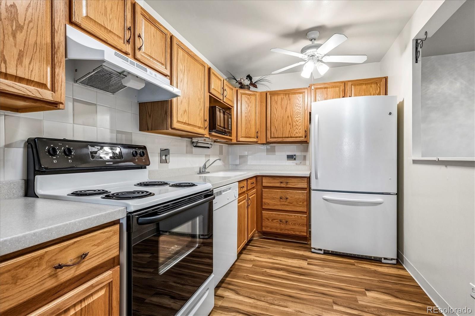 MLS Image #1 for 675 s alton way,denver, Colorado