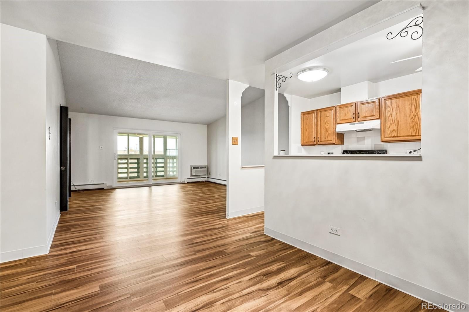 MLS Image #4 for 675 s alton way,denver, Colorado
