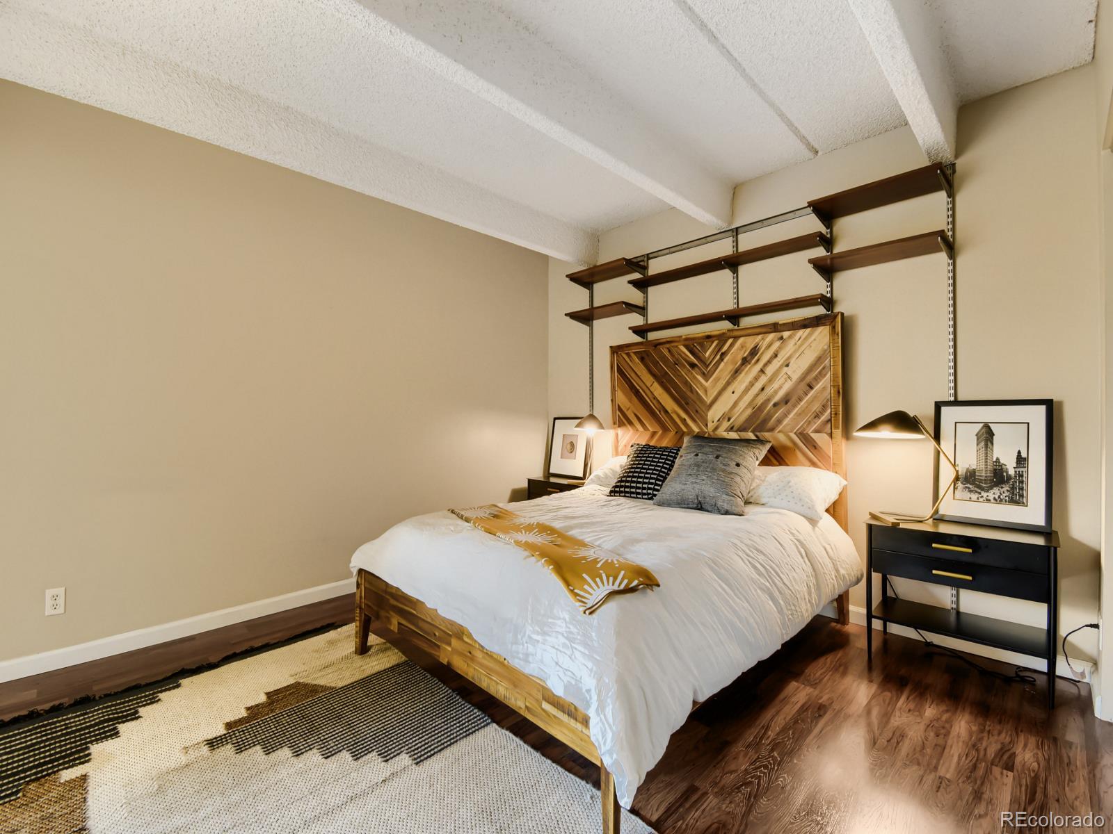 MLS Image #11 for 1433 n williams street 305,denver, Colorado