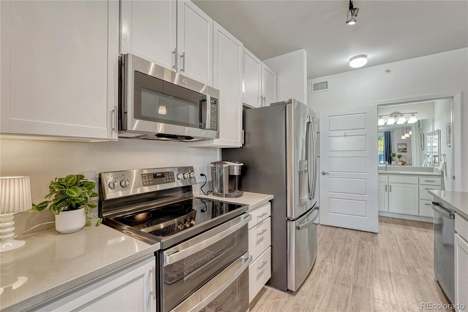 MLS Image #10 for 17297  wilde avenue 102,parker, Colorado