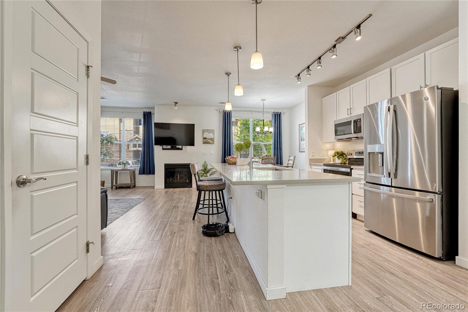MLS Image #5 for 17297  wilde avenue 102,parker, Colorado