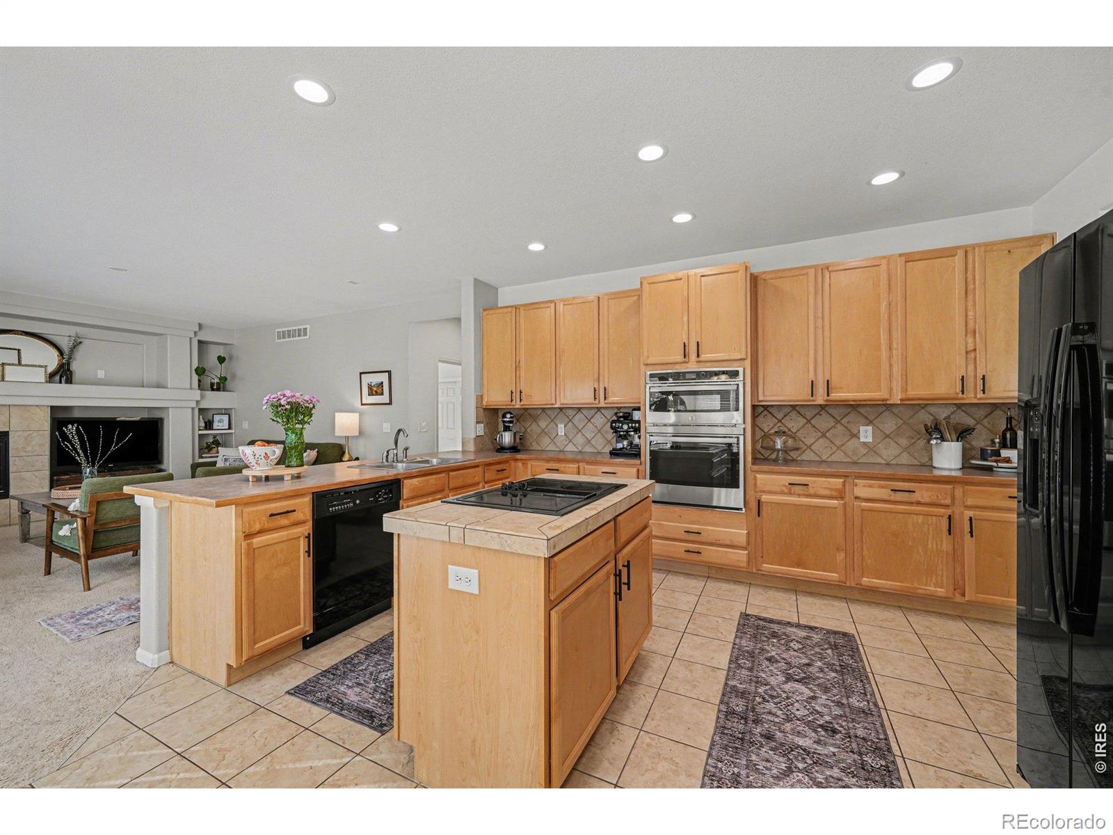 MLS Image #10 for 1345  forrestal drive,fort collins, Colorado