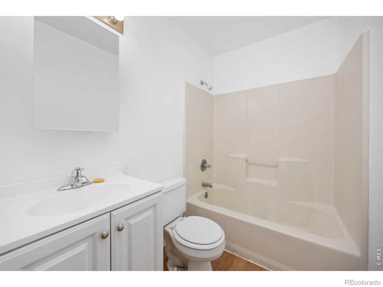 MLS Image #15 for 2301  alpine avenue,greeley, Colorado