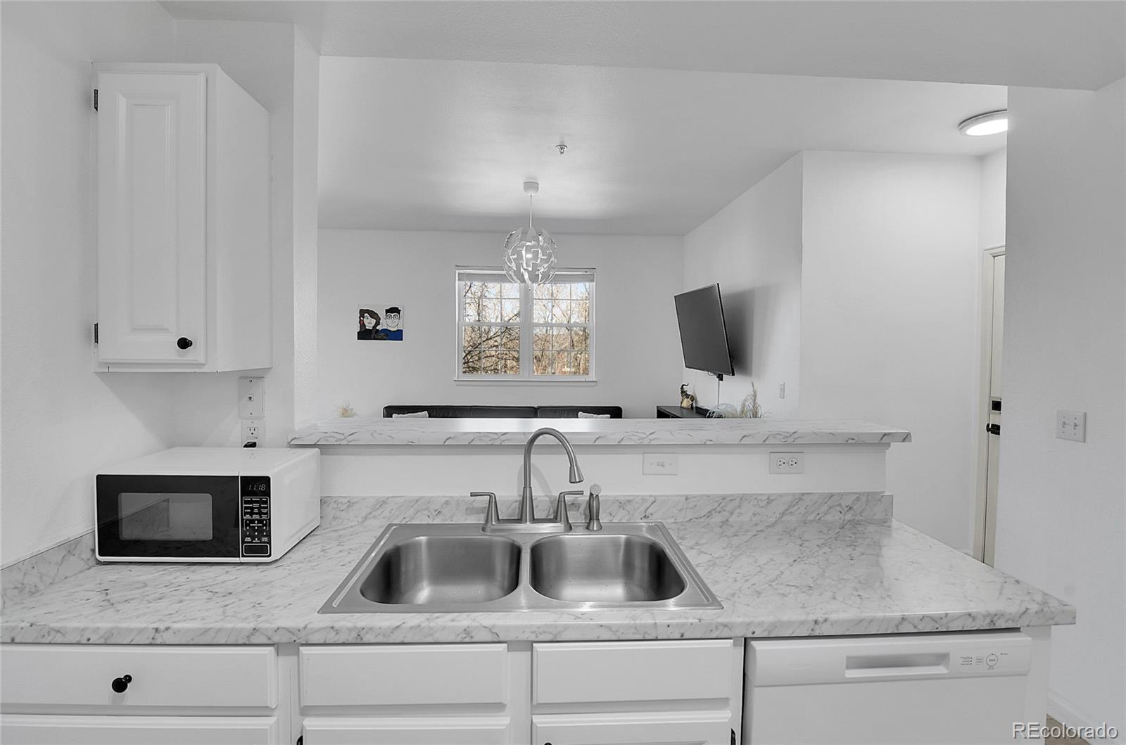 MLS Image #10 for 12768  ironstone way 204,parker, Colorado