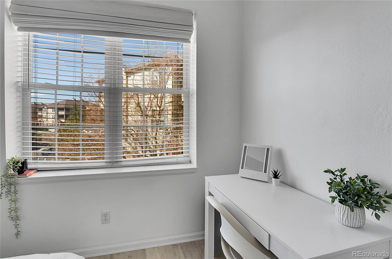 MLS Image #18 for 12768  ironstone way 204,parker, Colorado