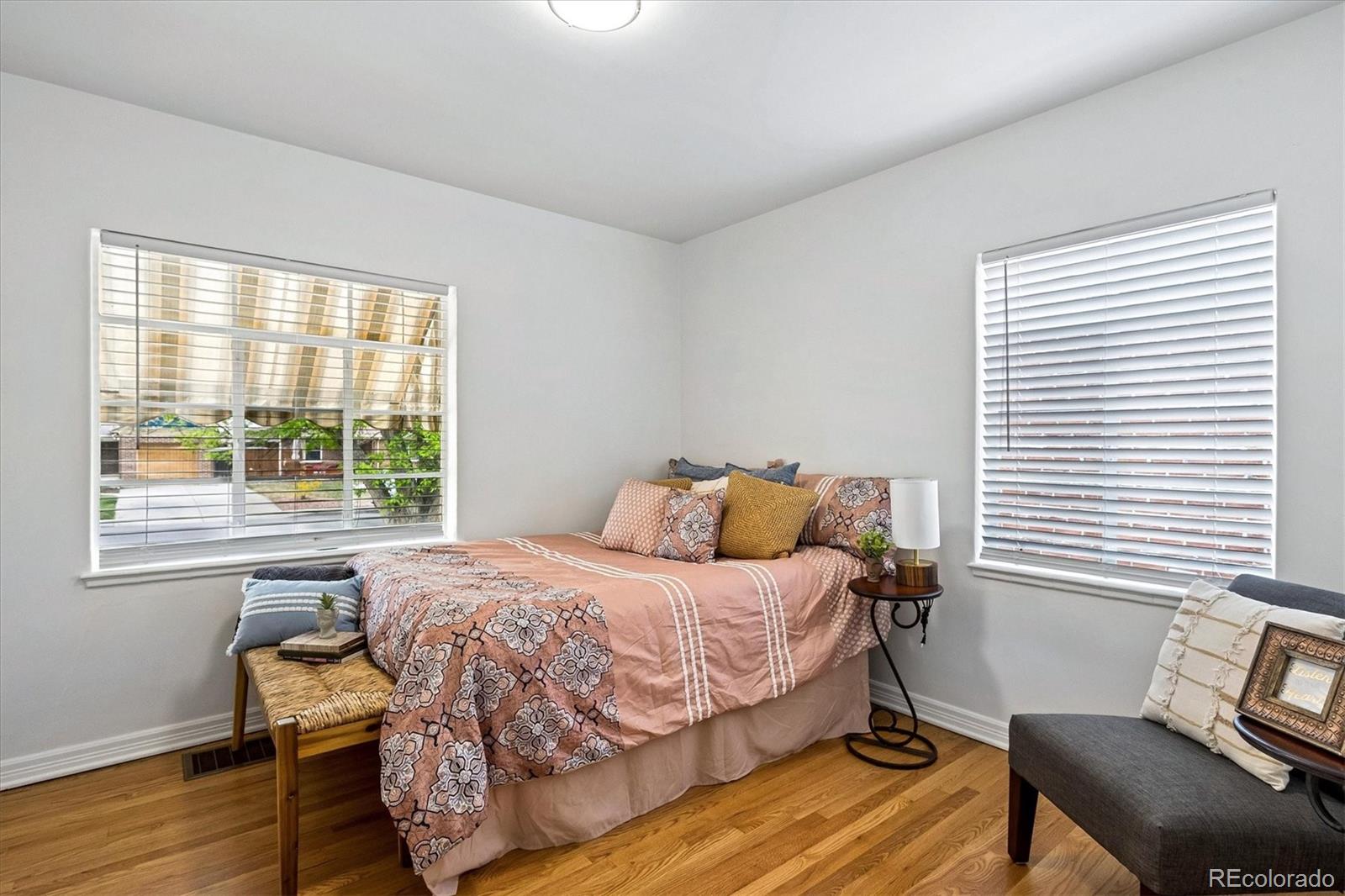 MLS Image #12 for 794  niagara street,denver, Colorado