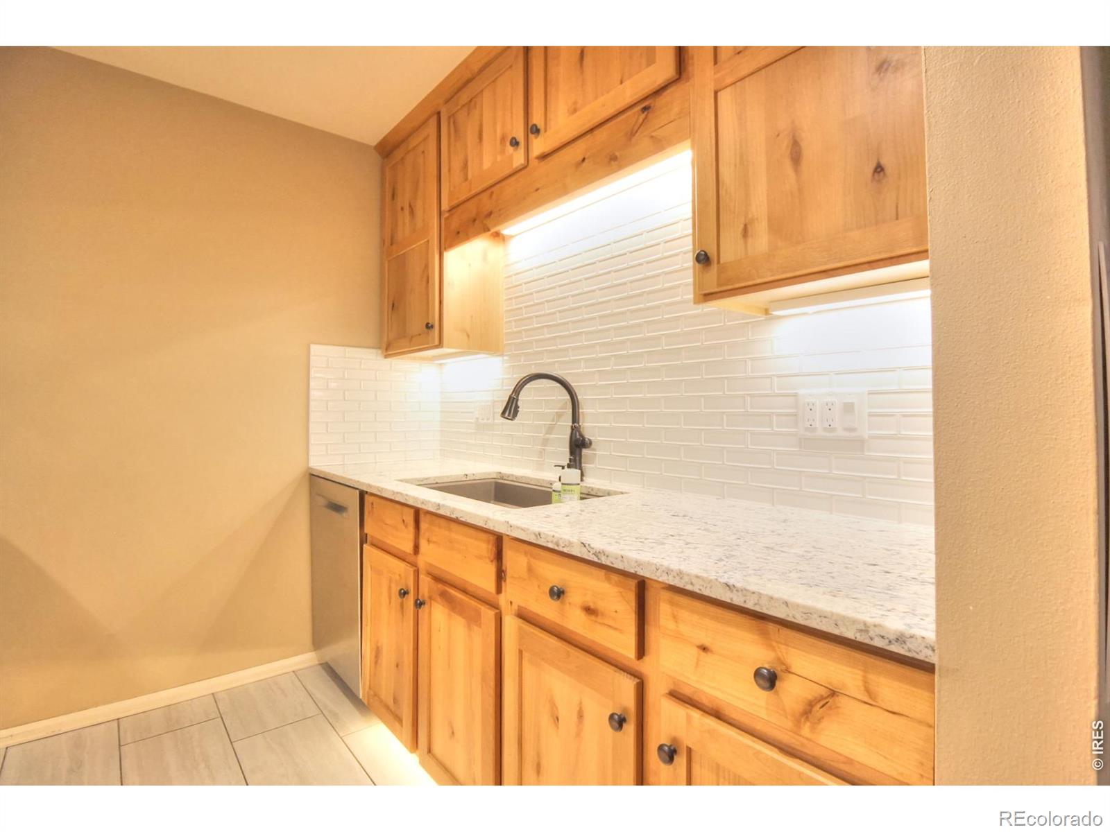 MLS Image #2 for 809 e drake road,fort collins, Colorado