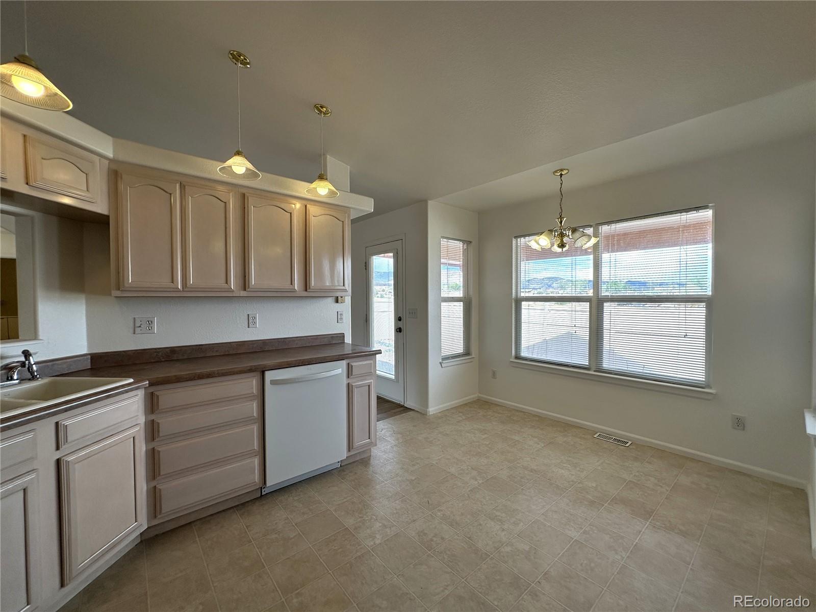 MLS Image #7 for 1256  indiana avenue,canon city, Colorado