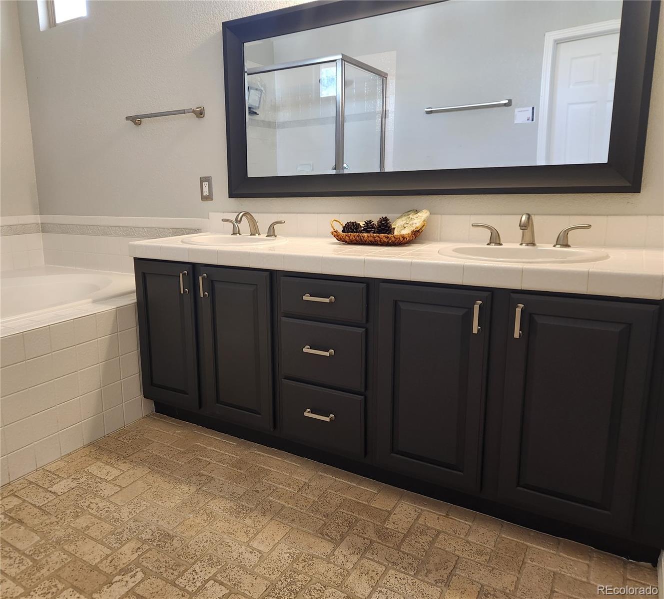 MLS Image #12 for 5366  flatrock court,morrison, Colorado