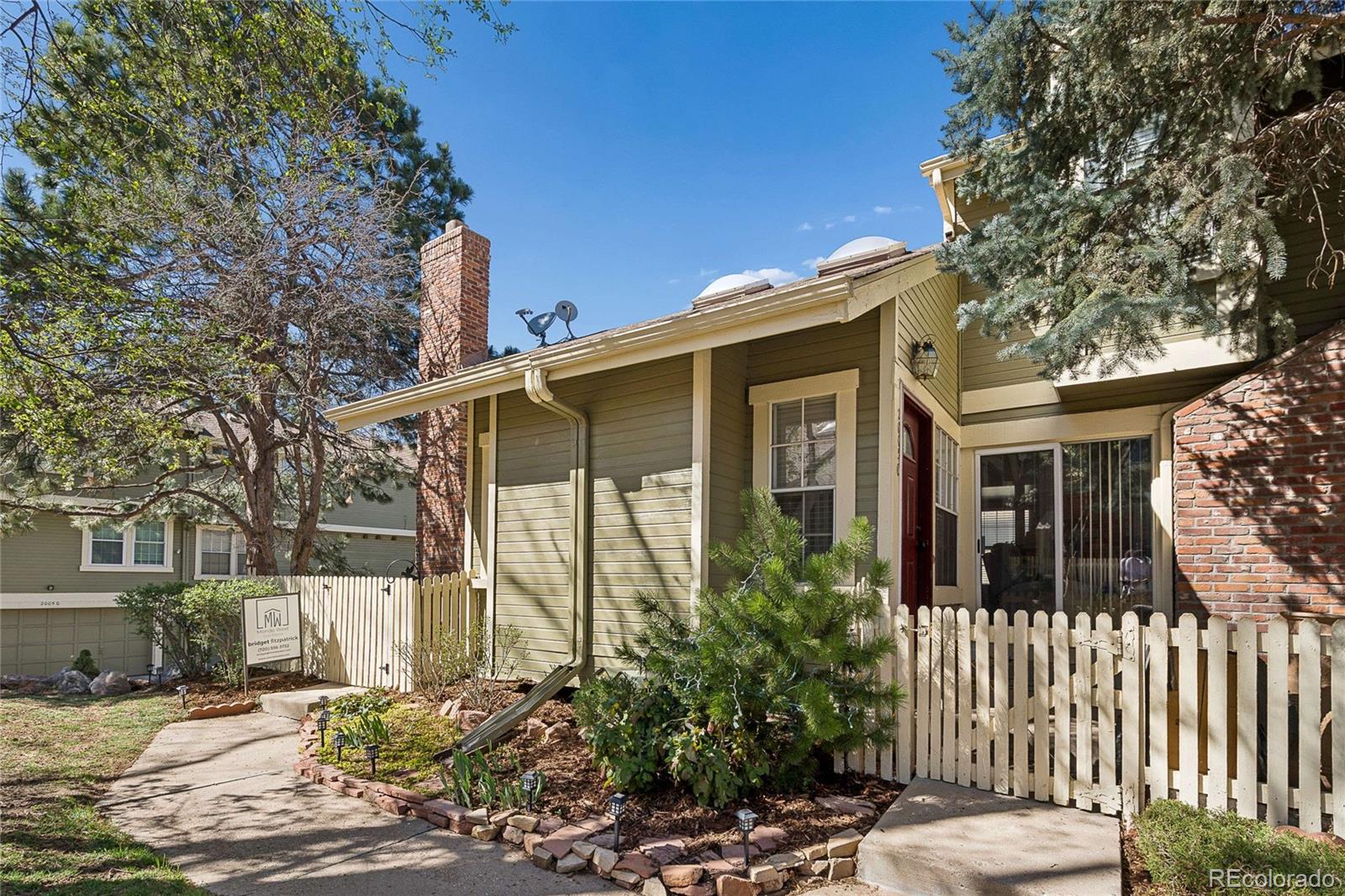 MLS Image #3 for 2003 s helena street,aurora, Colorado