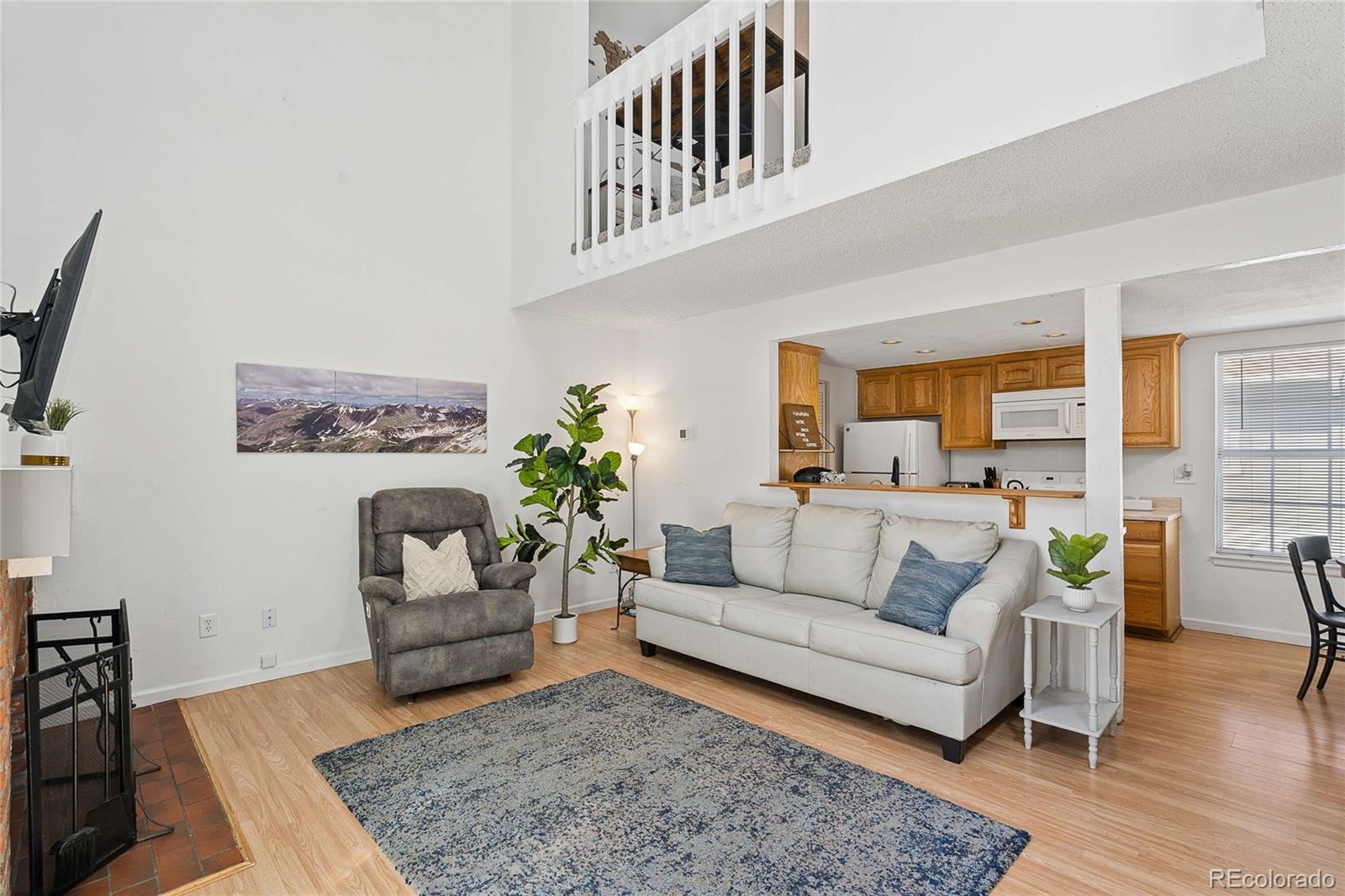 MLS Image #4 for 2003 s helena street,aurora, Colorado