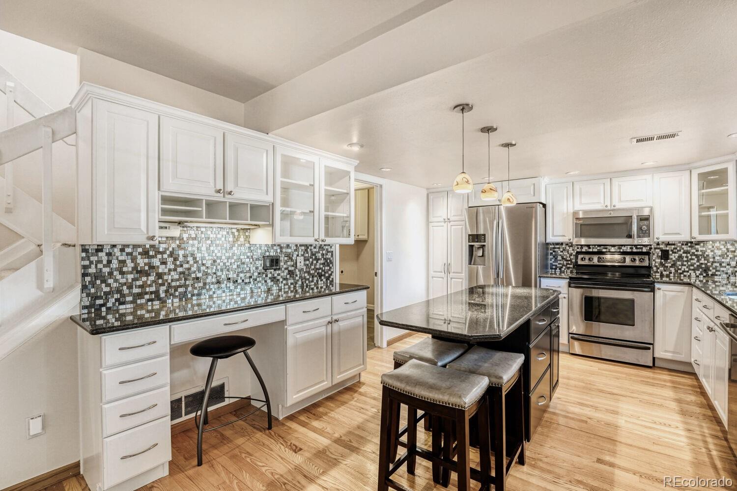 MLS Image #6 for 12662 e warren drive,aurora, Colorado