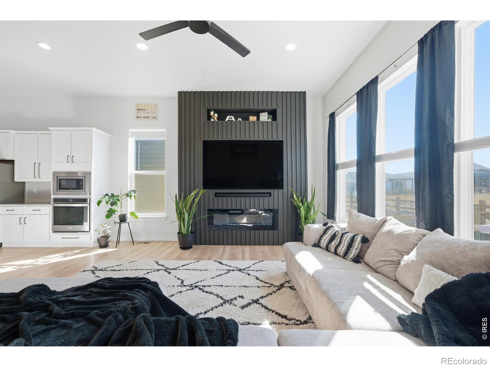 MLS Image #6 for 4274  martinson drive,loveland, Colorado