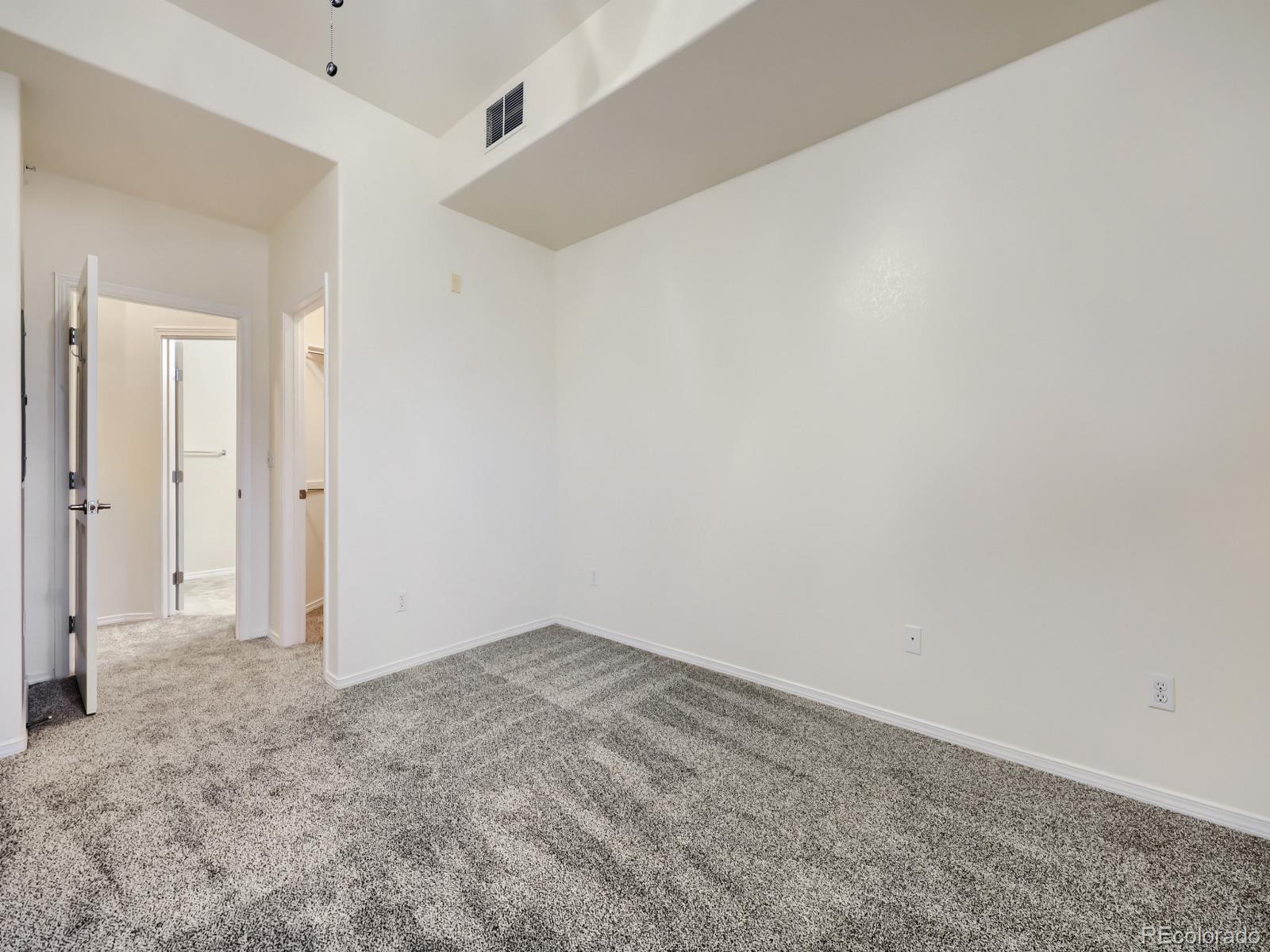 MLS Image #13 for 8467  canyon rim circle,englewood, Colorado