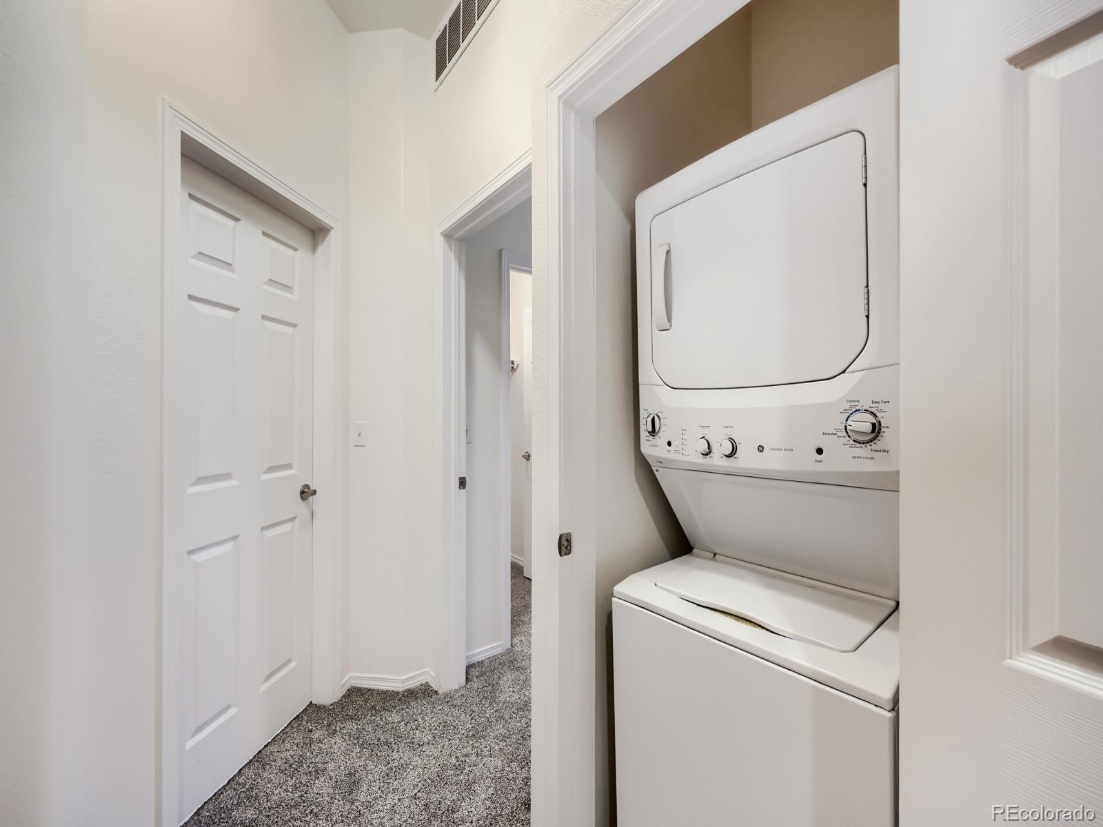 MLS Image #17 for 8467  canyon rim circle,englewood, Colorado
