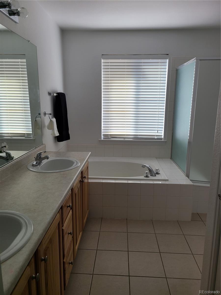 MLS Image #11 for 9492  cedarhurst lane b,highlands ranch, Colorado