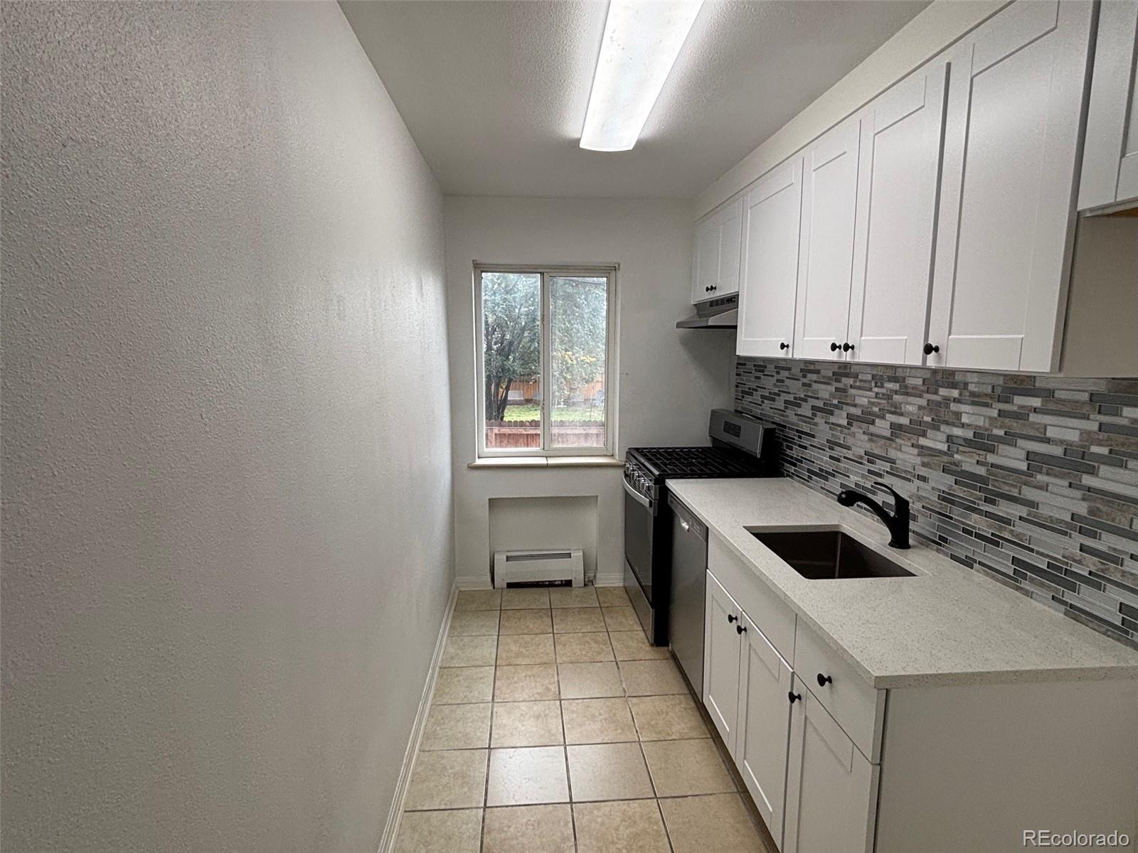 MLS Image #3 for 85 n grant street,denver, Colorado