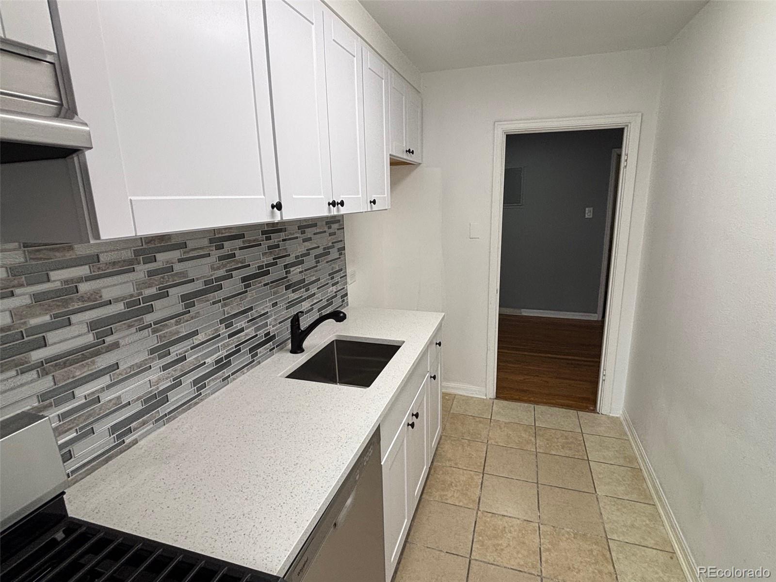 MLS Image #4 for 85 n grant street,denver, Colorado