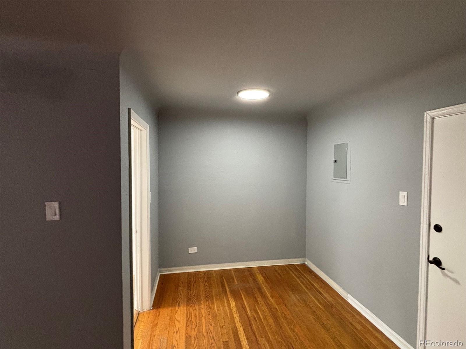 MLS Image #6 for 85 n grant street,denver, Colorado
