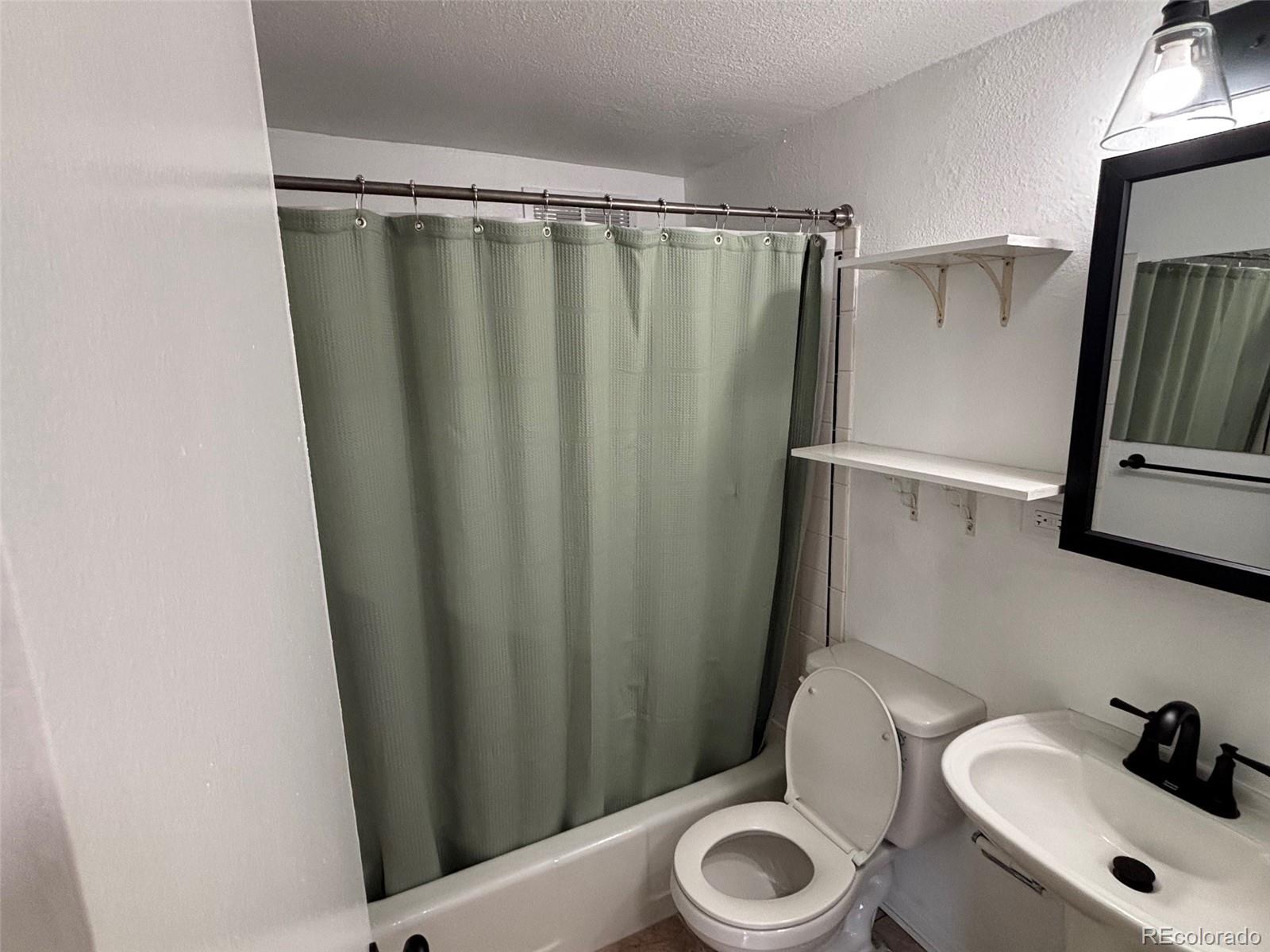 MLS Image #7 for 85 n grant street,denver, Colorado