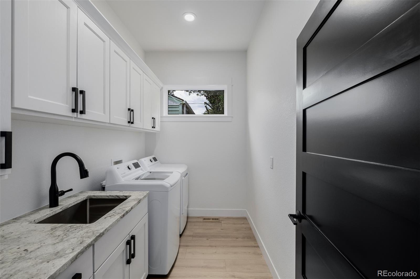MLS Image #22 for 2901 s bellaire street,denver, Colorado