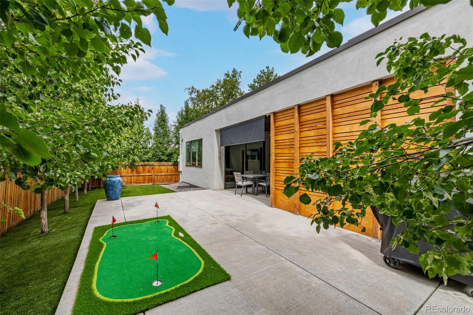 MLS Image #29 for 2901 s bellaire street,denver, Colorado