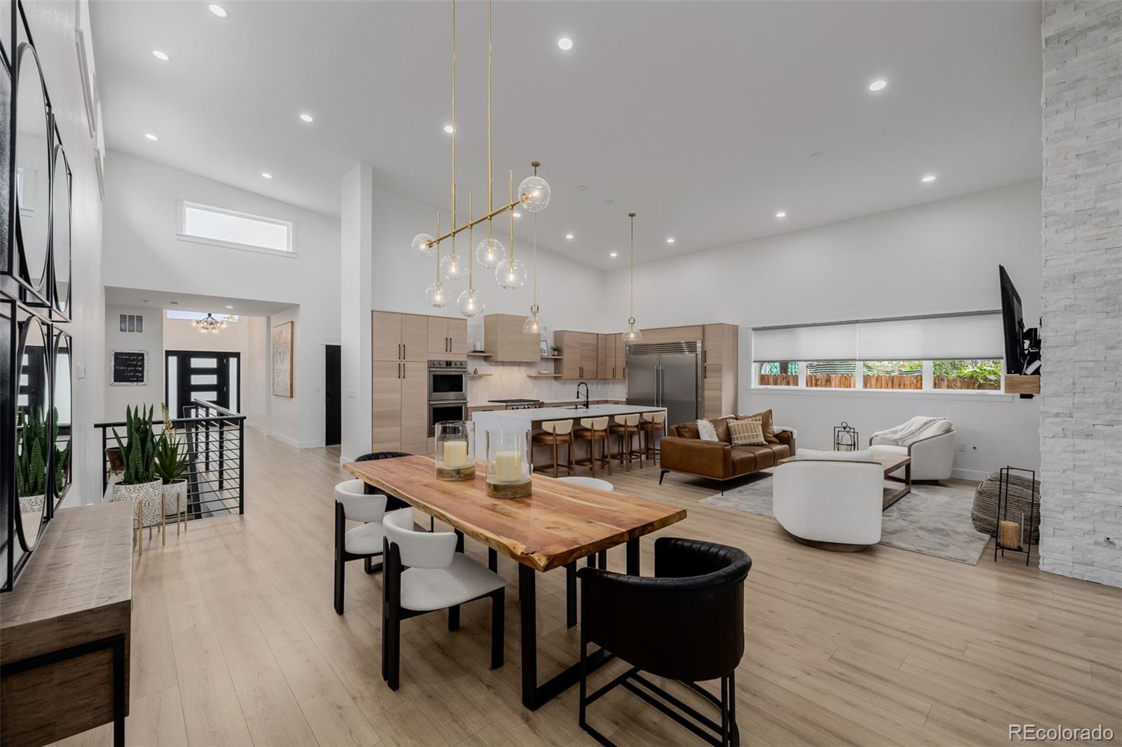 MLS Image #7 for 2901 s bellaire street,denver, Colorado