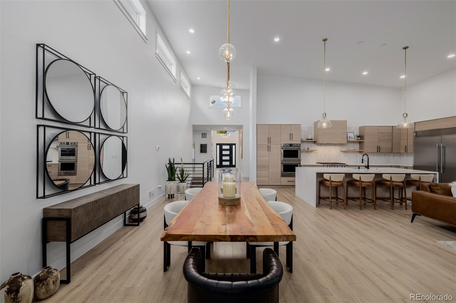 MLS Image #8 for 2901 s bellaire street,denver, Colorado