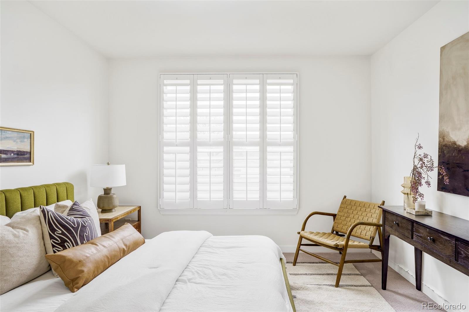 MLS Image #11 for 1313 s clarkson street 208,denver, Colorado