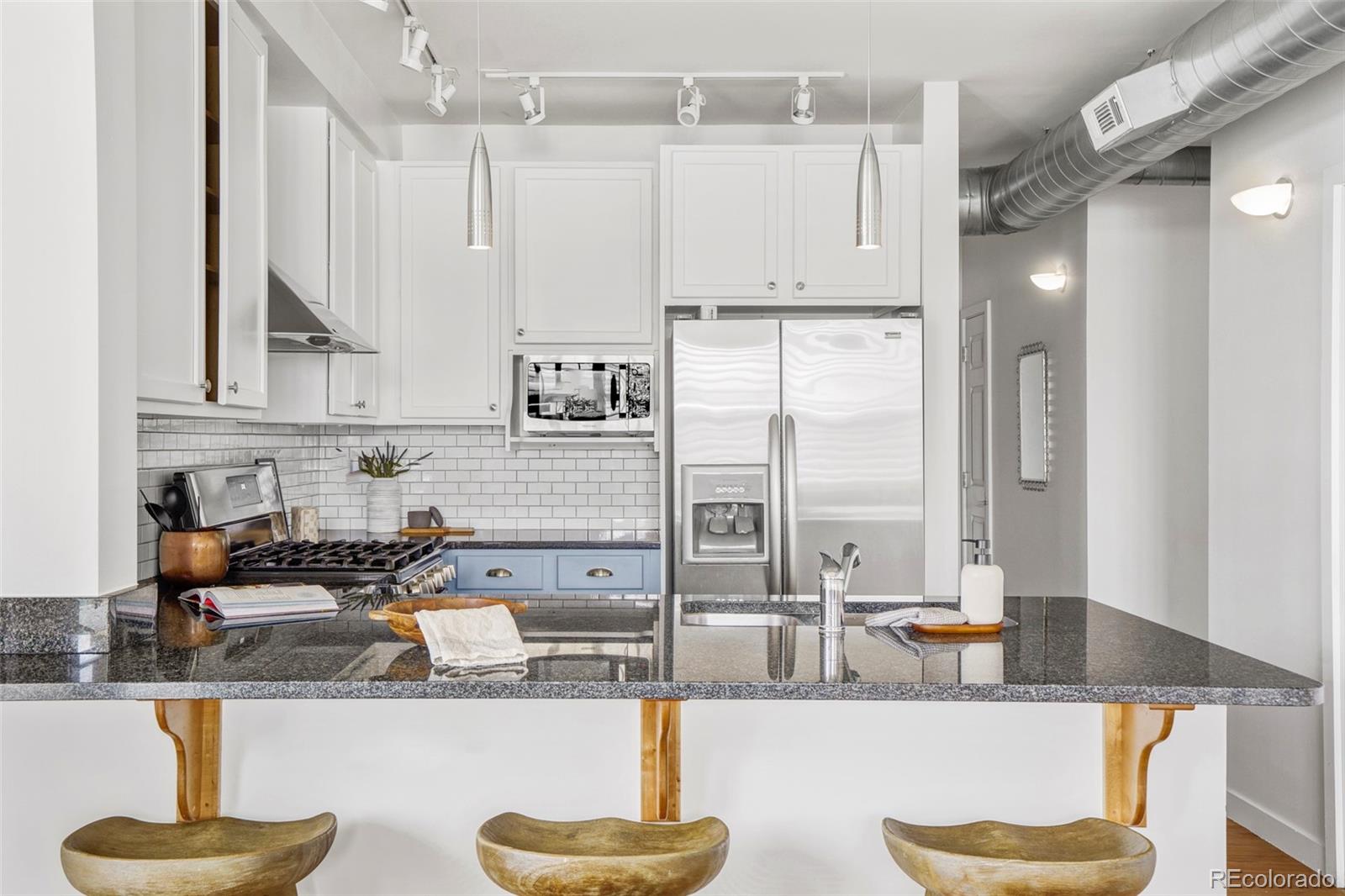 MLS Image #2 for 1313 s clarkson street 208,denver, Colorado