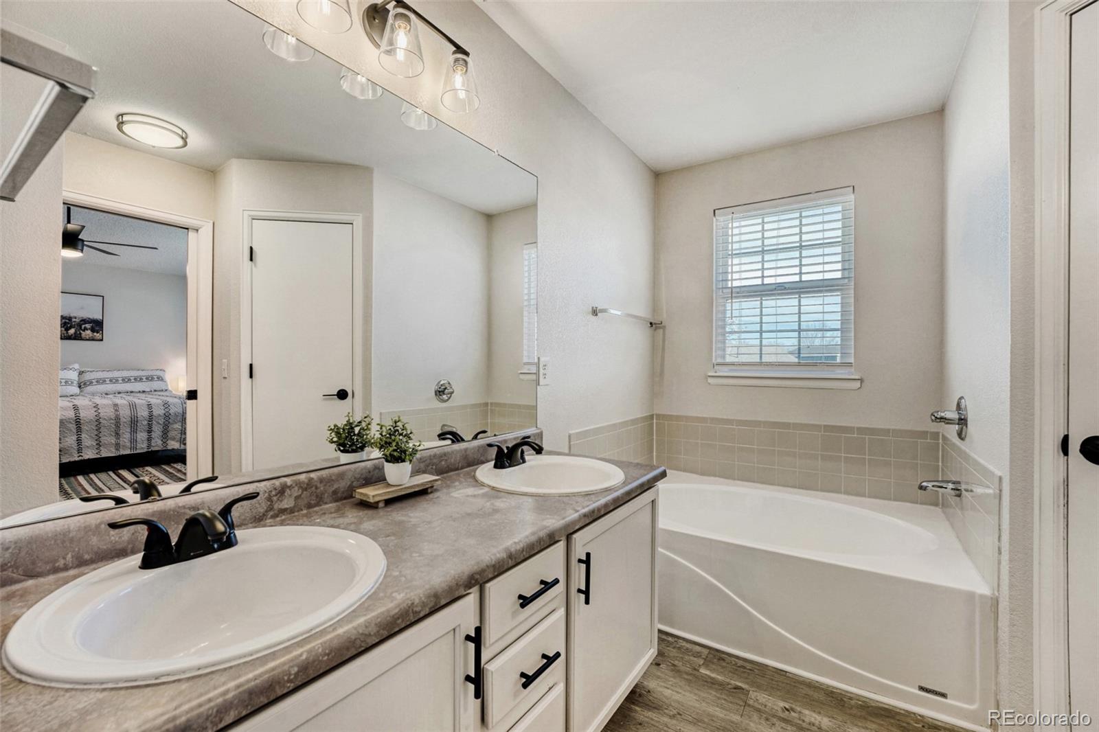 MLS Image #21 for 5121 s lisbon way,centennial, Colorado