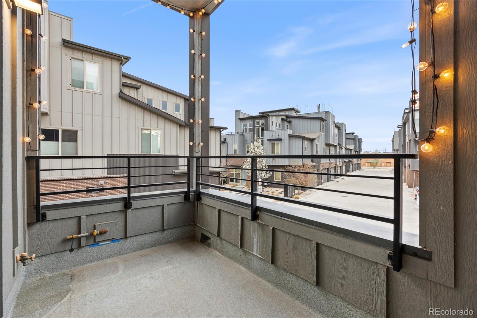 MLS Image #25 for 5009 s platte river parkway,littleton, Colorado