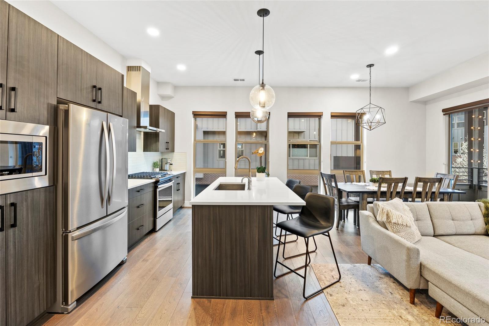 MLS Image #5 for 5009 s platte river parkway,littleton, Colorado
