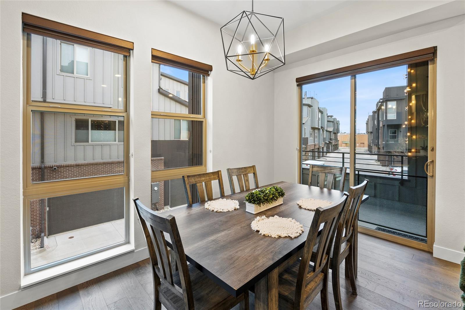 MLS Image #7 for 5009 s platte river parkway,littleton, Colorado