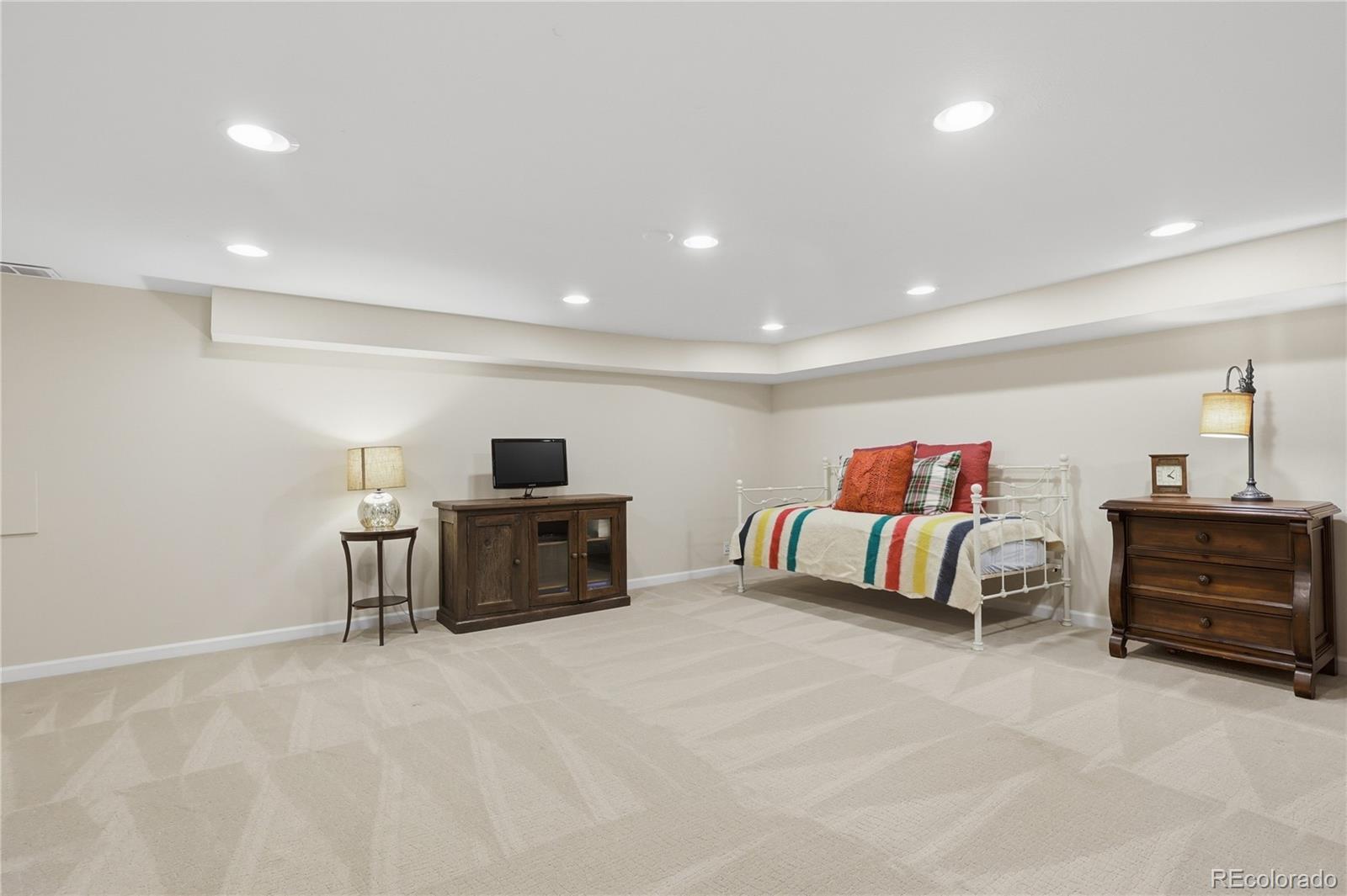 MLS Image #38 for 5812 s geneva street,greenwood village, Colorado