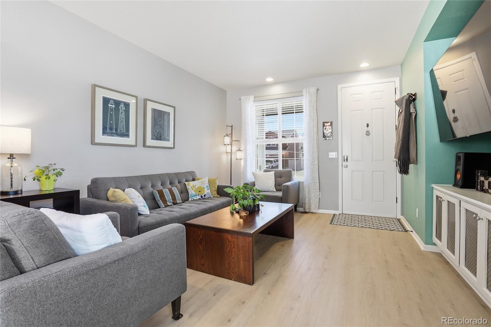 MLS Image #11 for 5548  killarney court,denver, Colorado